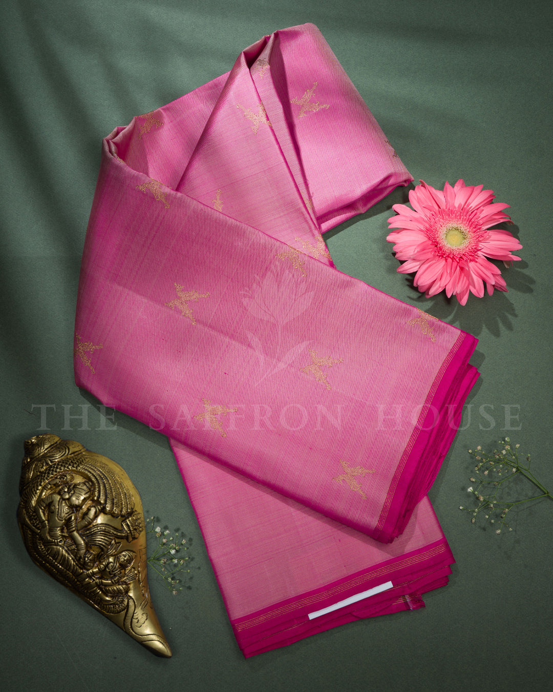 Lavender Pink And Magenta Pink No Border Handwoven Kanjivaram Silk Saree - TSH25062