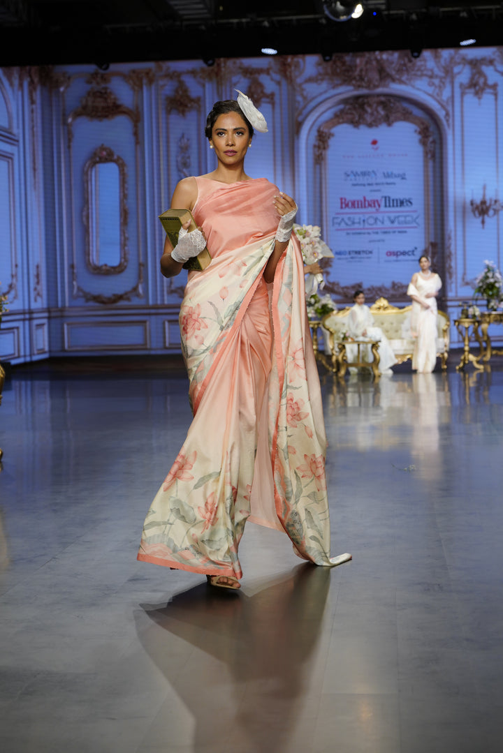 Blooming Heiress – Lotus Bloom Ombre Kanchi Silk Saree with Pearl-Edged Border