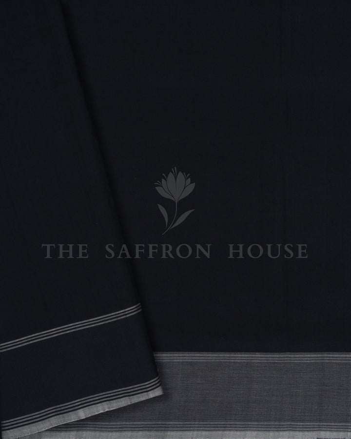 Pure White And Onyx Black Handwoven Patola Saree – The Saffron House