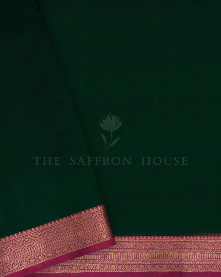 Bottle Green And Magenta Handwoven Silk Cotton Saree – The Saffron House