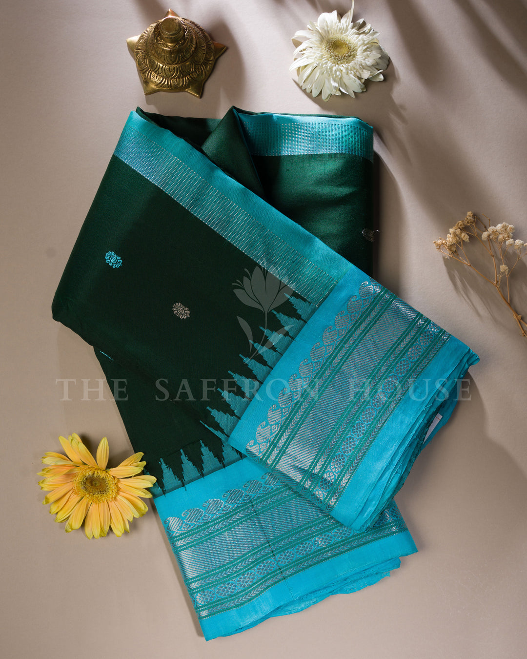 Bottle Green And Sky Blue Gadwal Silk Saree – The Saffron House