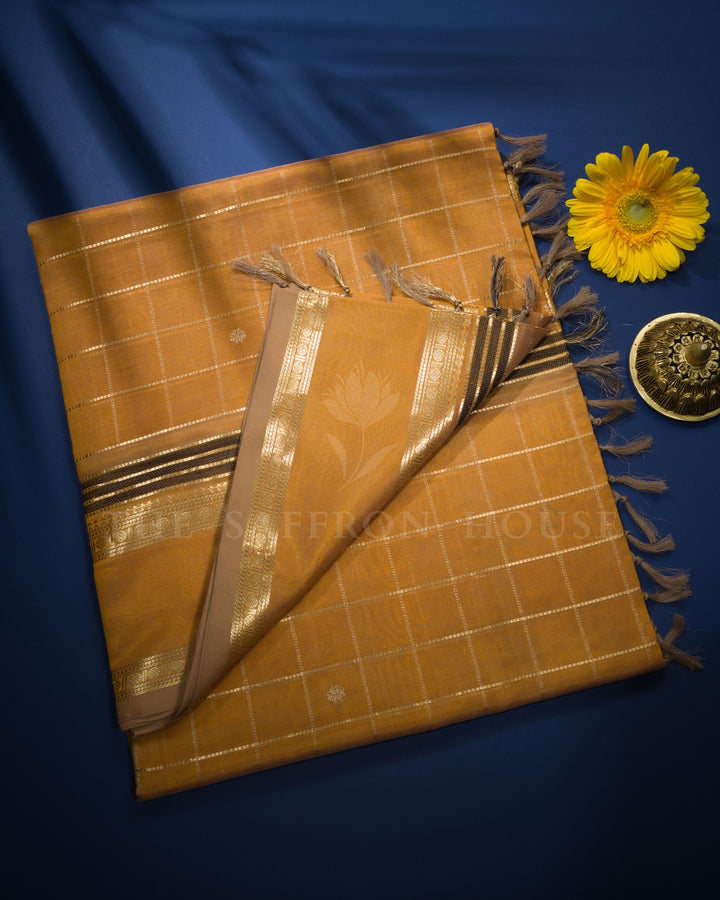 Antique Gold Handwoven Silk Cotton Saree – The Saffron House