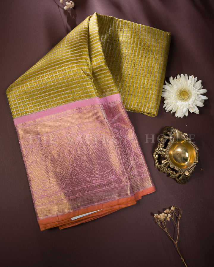 Parrot Green And Pink Korvai Kanjivaram Silk Saree – The Saffron House