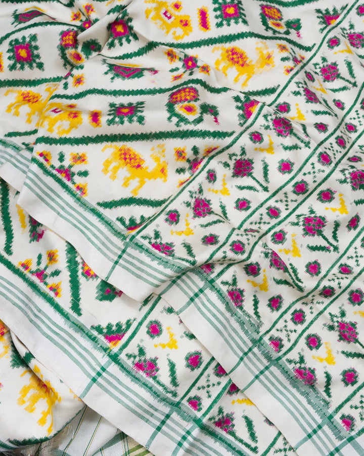 Off White Handwoven Patola Saree – The Saffron House
