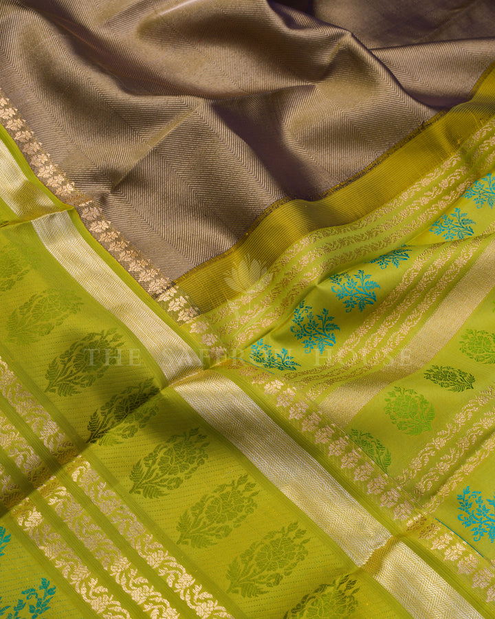 Leaf Green And Warm Brown Kanjivaram Silk Saree – The Saffron House