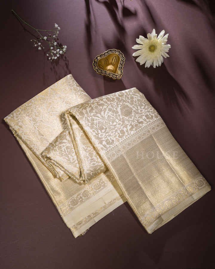 Ivory Kanjivaram Silk Saree – The Saffron House