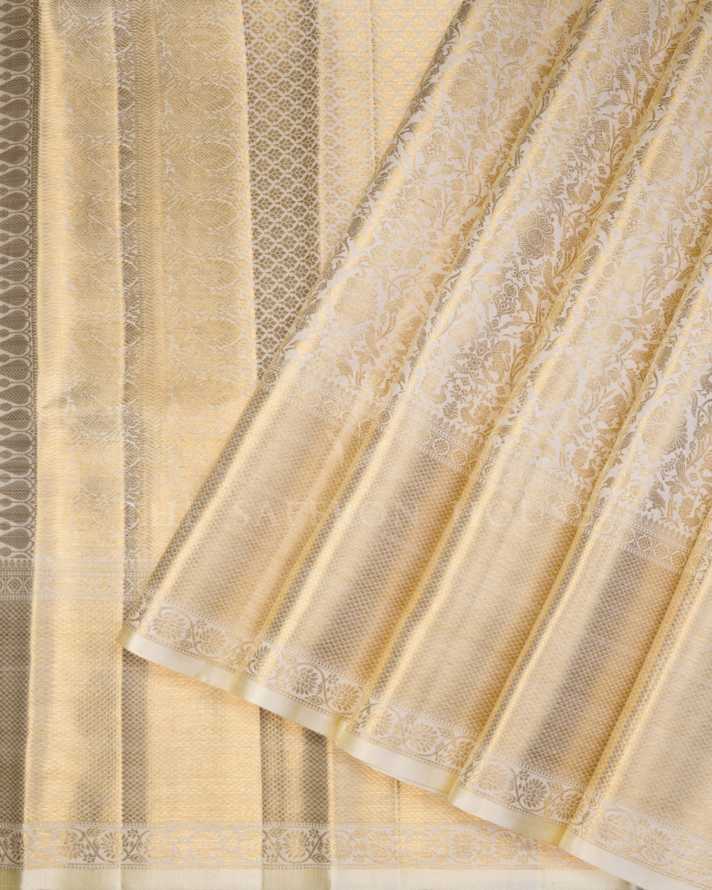 Ivory Kanjivaram Silk Saree – The Saffron House