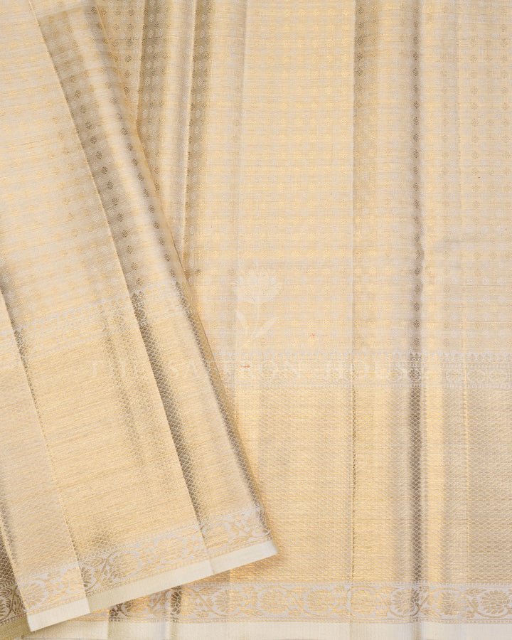Ivory Kanjivaram Silk Saree – The Saffron House