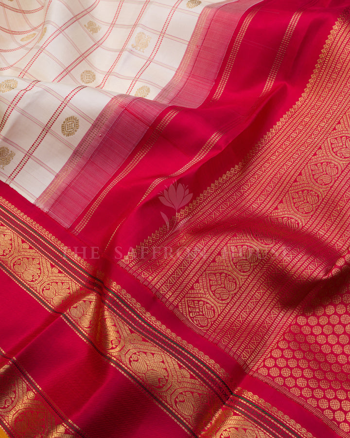 Off White And Red Korvai Kanjivaram Silk Saree – The Saffron House