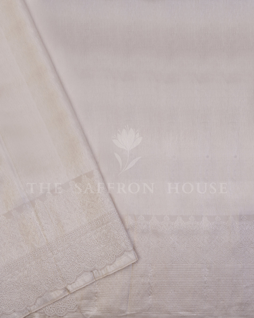 Ivory And Pure White Kanjivaram Silk Saree – The Saffron House
