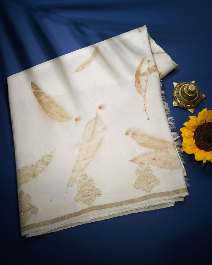 Ivory Kanjivaram Silk Saree – The Saffron House