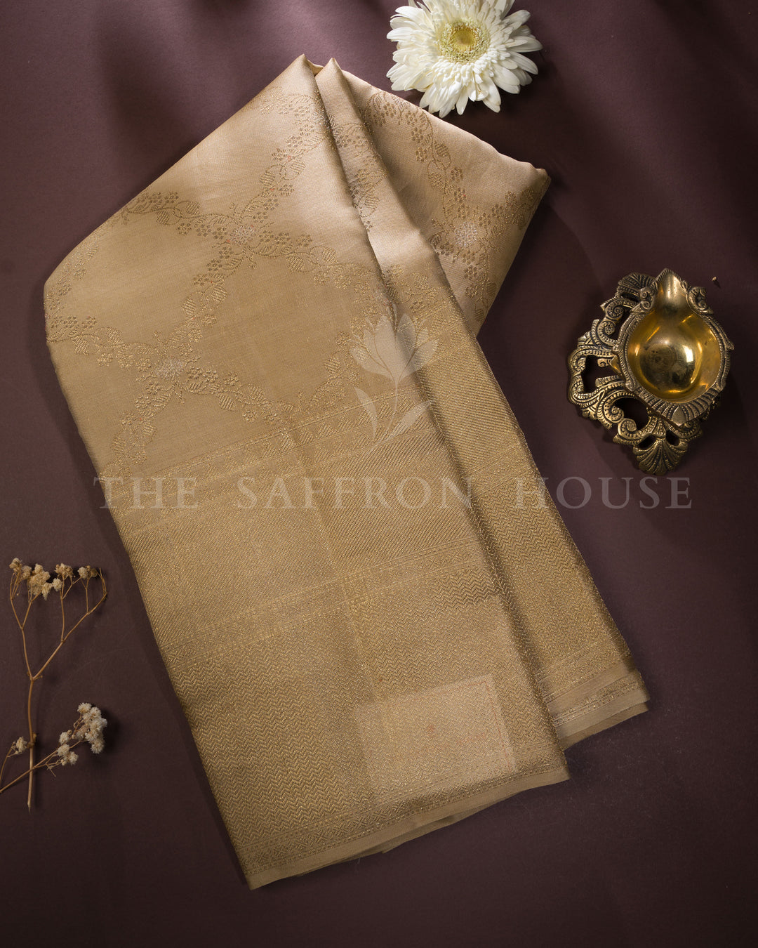 Antique Gold Kanjivaram Silk Saree – The Saffron House