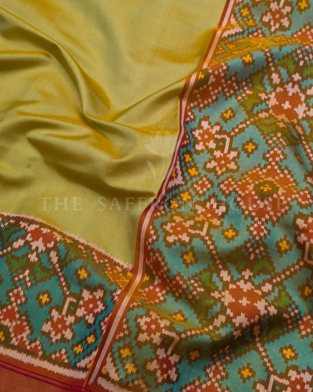 Pistachio Green And Red Handwoven Patola Saree – The Saffron House