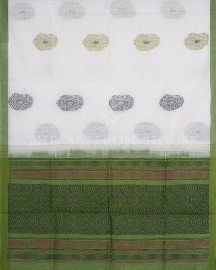 Pure White And Green Kattam Kanjivaram Silk Saree – The Saffron House