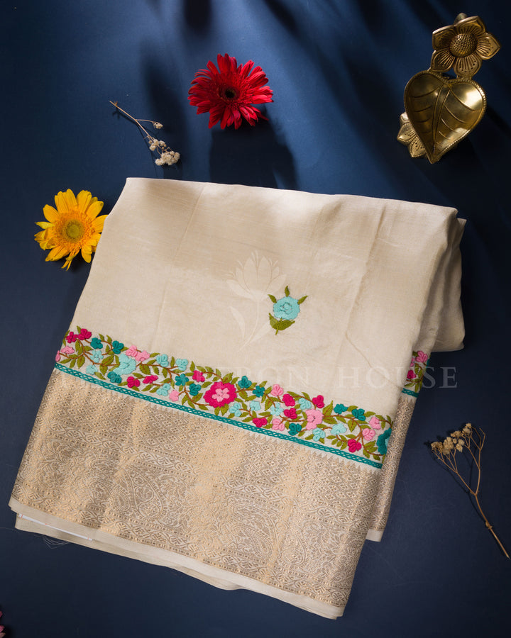 Ivory And Rose Eri Silk Saree – The Saffron House