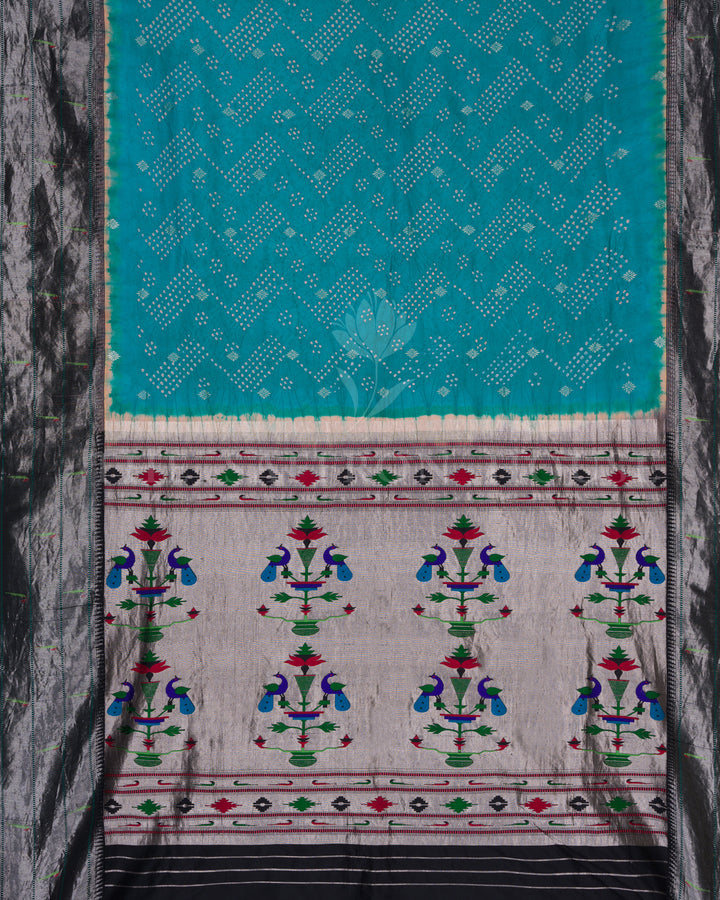 Teal Handwoven Paithani Saree – The Saffron House