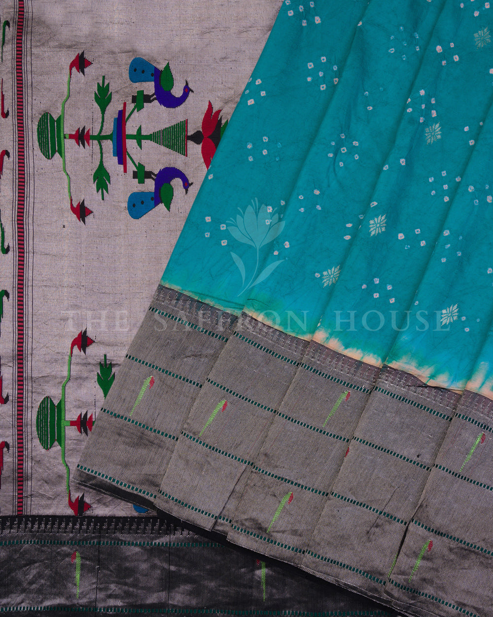 Teal Handwoven Paithani Saree – The Saffron House